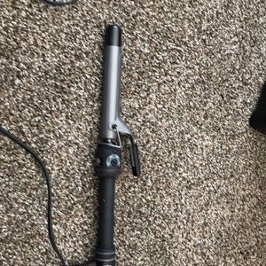 Helen of Troy curling iron